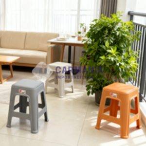 TABURETE CON TAPIZADO SIMIL CUERO 28*48CM G-7143